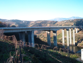 Ponte sobre o Balsemão ao km 96+880 da A24
